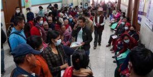 सरकारी अस्पतालमा सेवाग्राहीलाई अनेक सास्ती सरकारी अस्पतालमा सेवाग्राहीलाई अनेक सास्ती