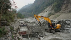 म्याग्दी र कालीगण्डकी नदीको कटान रोक्न ग्याबियन पर्खाल निर्माण म्याग्दी र कालीगण्डकी नदीको कटान रोक्न ग्याबियन पर्खाल निर्माण