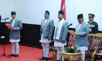 नवनियुक्त शिक्षामन्त्री पन्तले लिए शपथ