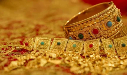 सुनचाँदीको मूल्य ह्वात्तै बढ्यो, कतिमा हुँदैछ काराेबार ? सुनचाँदीको मूल्य ह्वात्तै बढ्यो, कतिमा हुँदैछ काराेबार ?